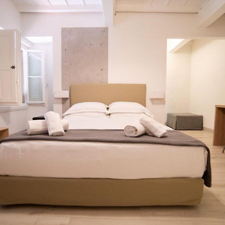 Coco Places Rooms Santa Maria Novella, Centro Storico Флоренция Экстерьер фото