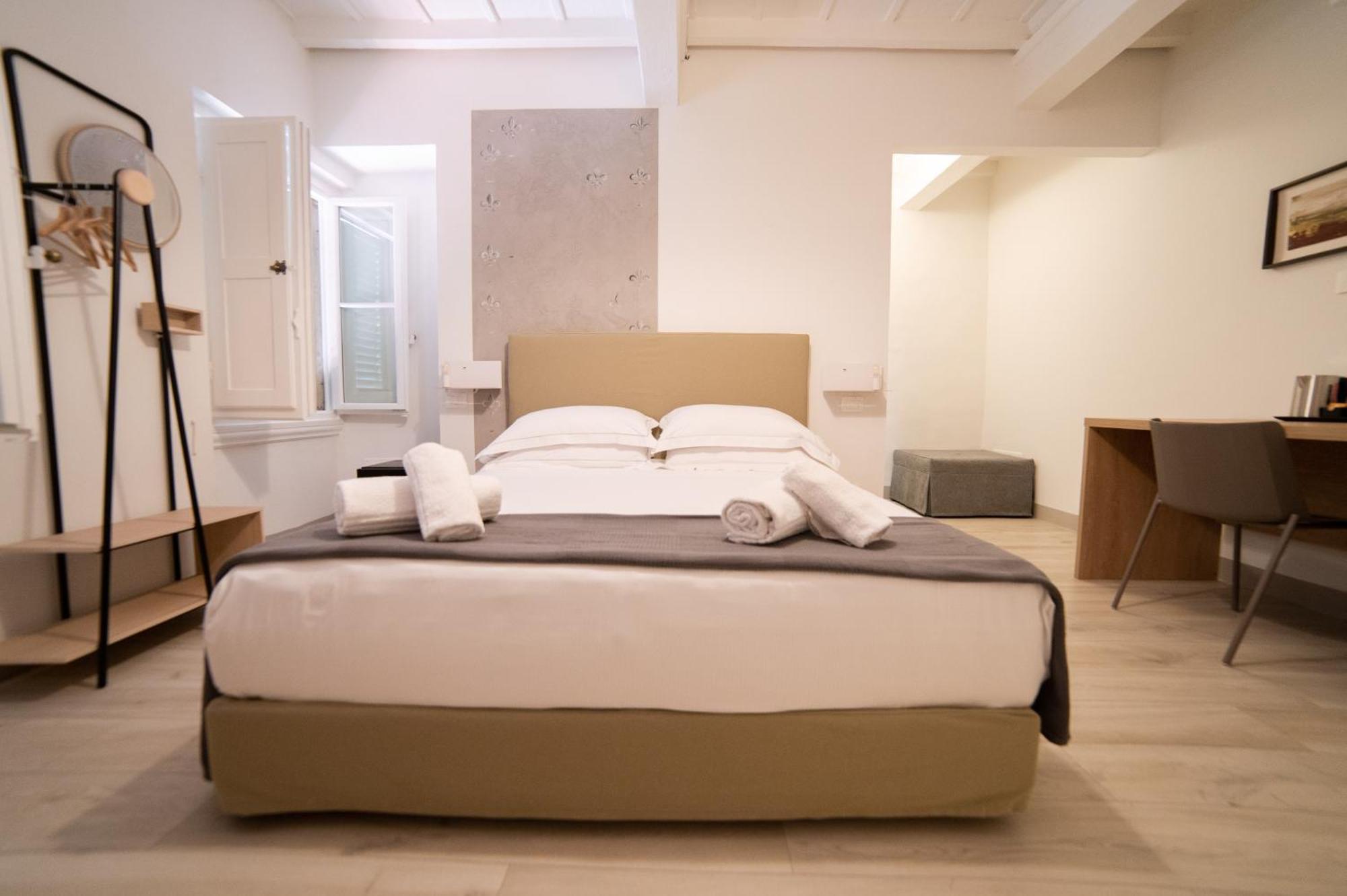 Coco Places Rooms Santa Maria Novella, Centro Storico Флоренция Экстерьер фото